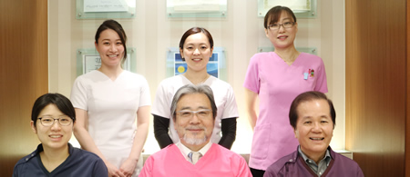 院長挨拶・スタッフ紹介